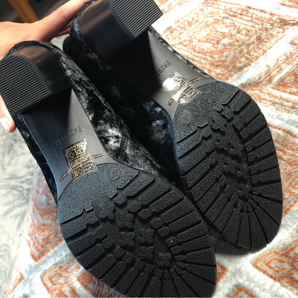 Modcloth Velvet Ankle Booties - Picture 11 of 13